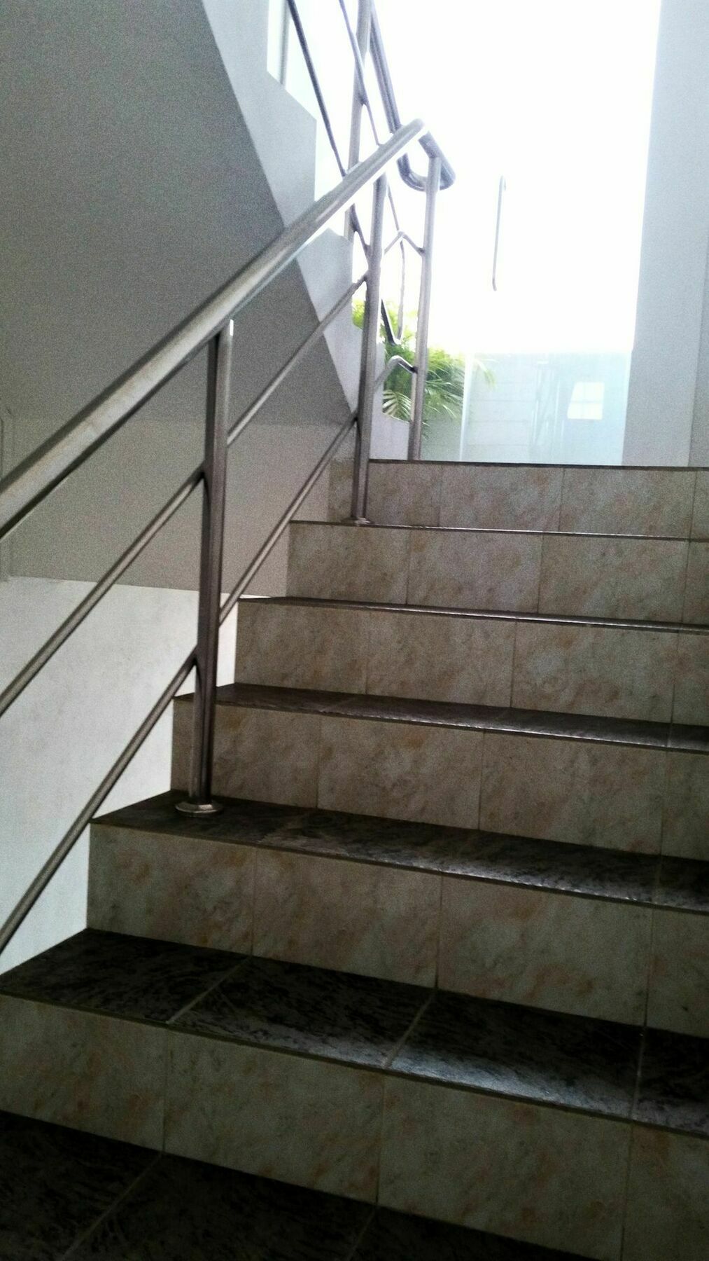 Appartamento Ocean Pebbles Dehiwala-Mount Lavinia Esterno foto