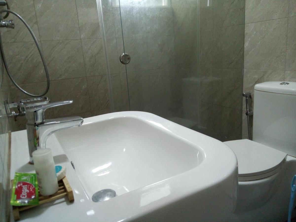 Appartamento Ocean Pebbles Dehiwala-Mount Lavinia Esterno foto