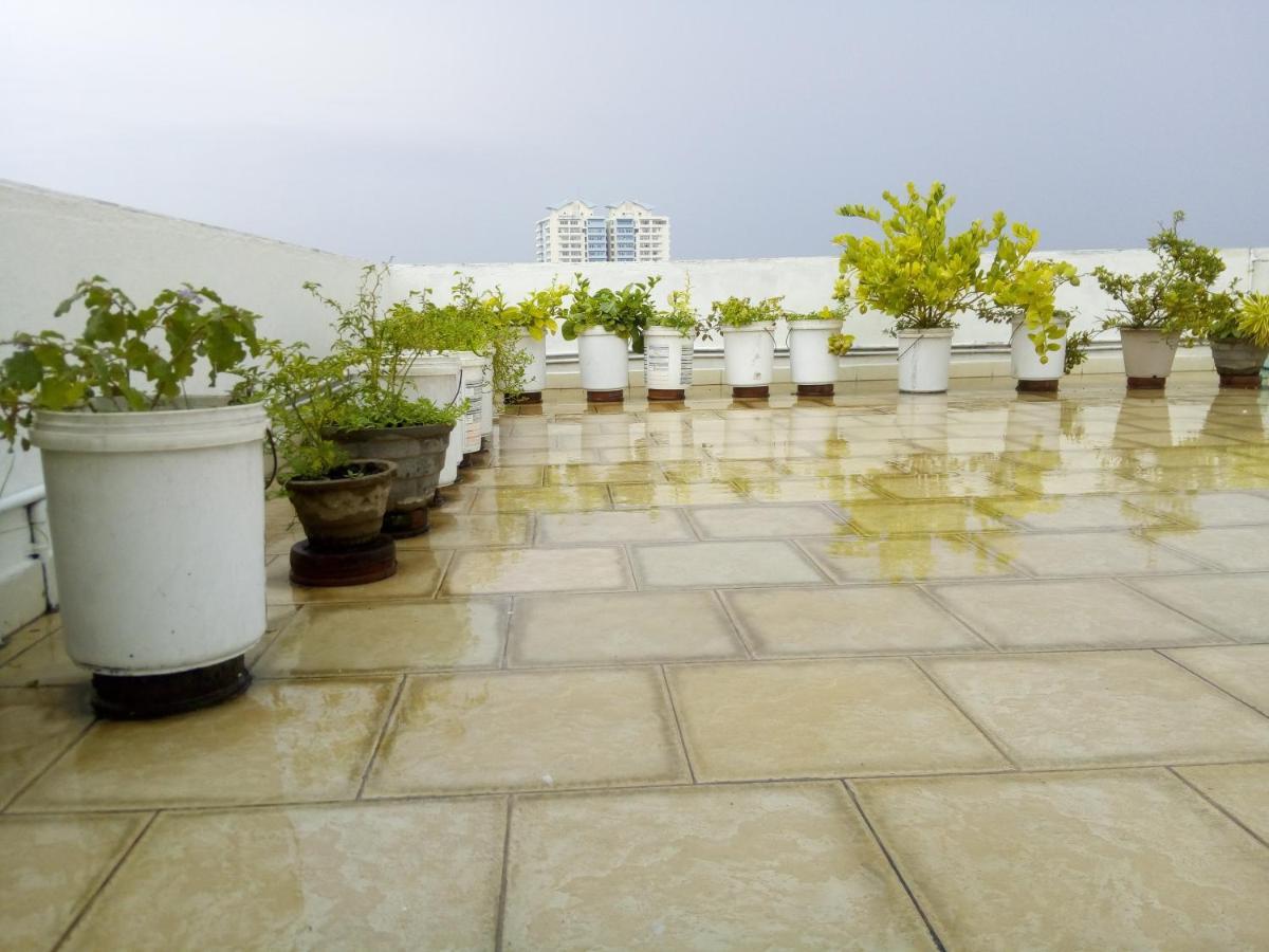 Appartamento Ocean Pebbles Dehiwala-Mount Lavinia Esterno foto
