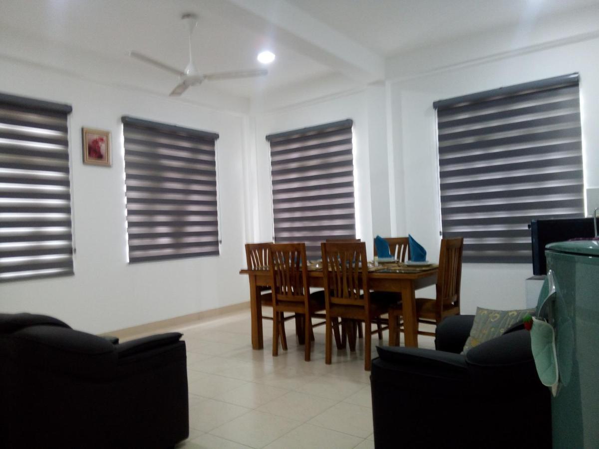 Appartamento Ocean Pebbles Dehiwala-Mount Lavinia Esterno foto